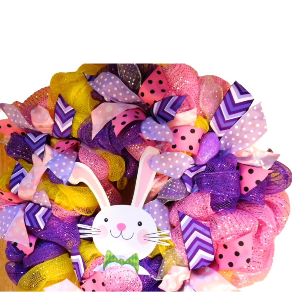 CUTE HANDMADE DECO MESH EASTER BUNNY WREATH - Picture 3 of 4